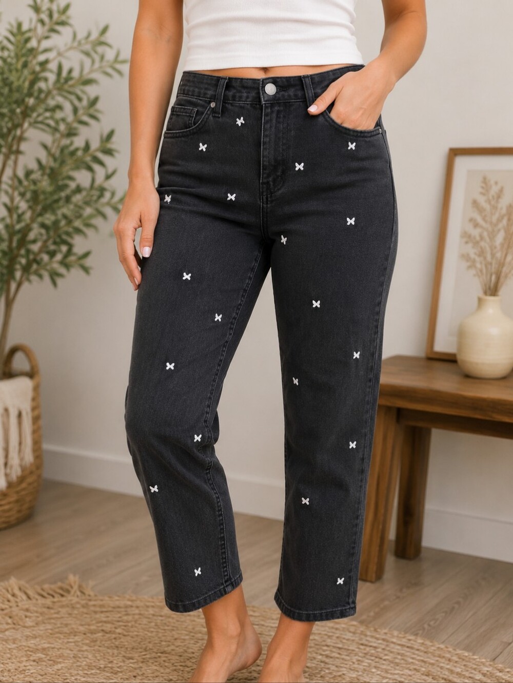 Angel Kiss Black Embroidered Butterfly Women’s Jeans Size 13/31